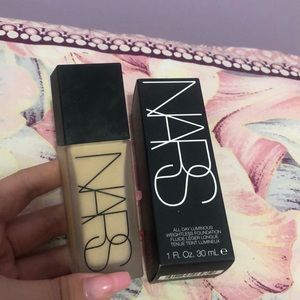 Nars All Day Luminous Weightless Foundation
